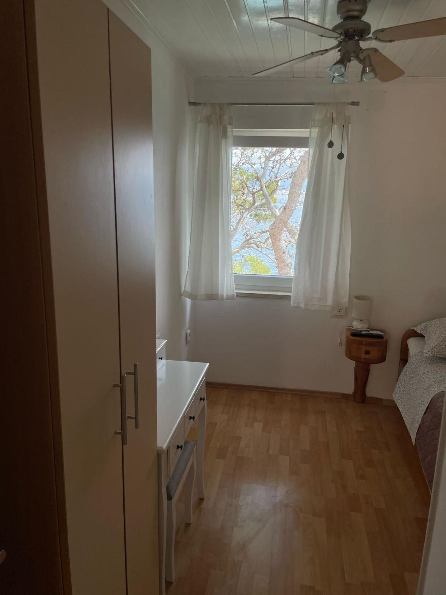 Apartments & Room Nina Korcula Town Exterior photo